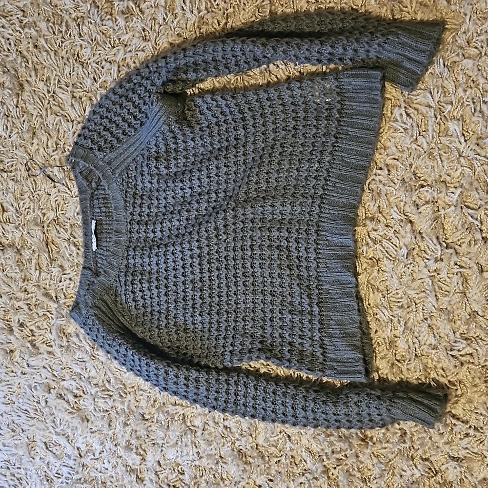 Violet sweater